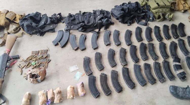 Aseguran armas, granadas y equipo táctico tras operativo en Jiquipilas