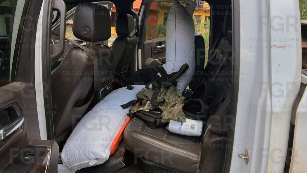  chalecos tácticos, placas balísticas y cascos Kevlar