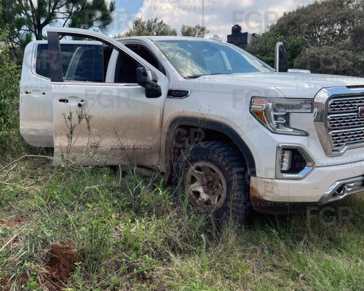 FGR investiga decomiso de arsenal y vehículos en Mazamitla, Jalisco