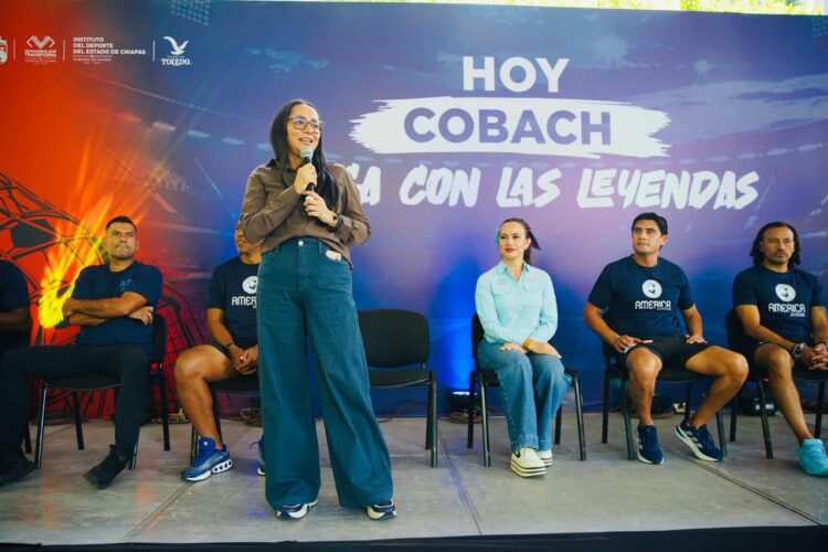 El Cobach inspira a sus estudiantes con la convivencia “Juega con las Leyendas del Fútbol”