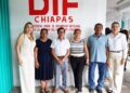 ¡Escuchar es inclusión! SMDIF Tuxtla Chico y Beneficencia Pública entregan aparatos auditivos.