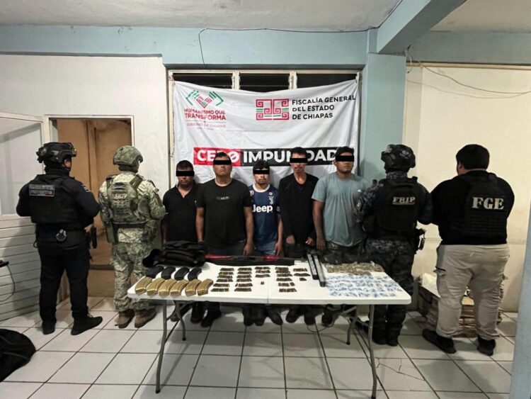 Caen cinco presuntos delincuentes tras operativo y enfrentamiento en Chiapas
