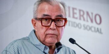 Rubén Rocha Moya niega haber salido de Culiacán y rechaza acusaciones en su contra