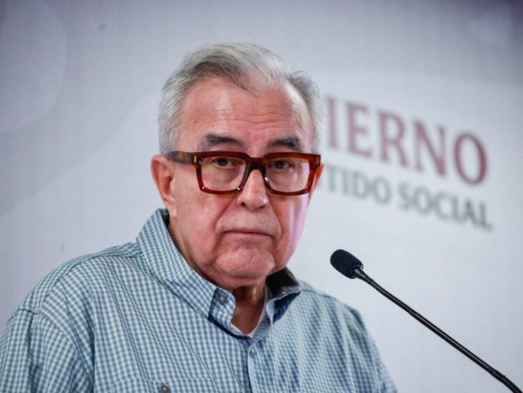 Rubén Rocha Moya niega haber salido de Culiacán y rechaza acusaciones en su contra