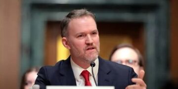 ​Nueva ofensiva comercial: EE. UU. oficializa aranceles contra 60 países e impone gravamen del 10% a México
