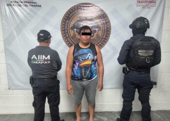 Detienen a un hombre tras cateo por presunto narcomenudeo en Tuxtla Gutiérrez
