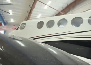 Revelan que avión usado en el traslado de “El Mayo” Zambada fue modificado para ocultar su identidad