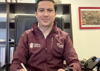 Detienen a exfuncionario del Edomex por presunta venta ilegal de plazas