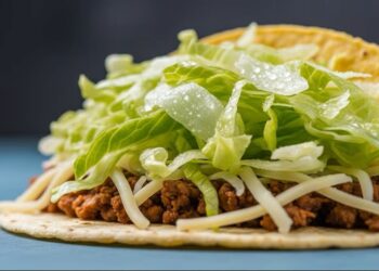 FDA señala a lechuga mexicana por brote de “diarrea explosiva” en Estados Unidos