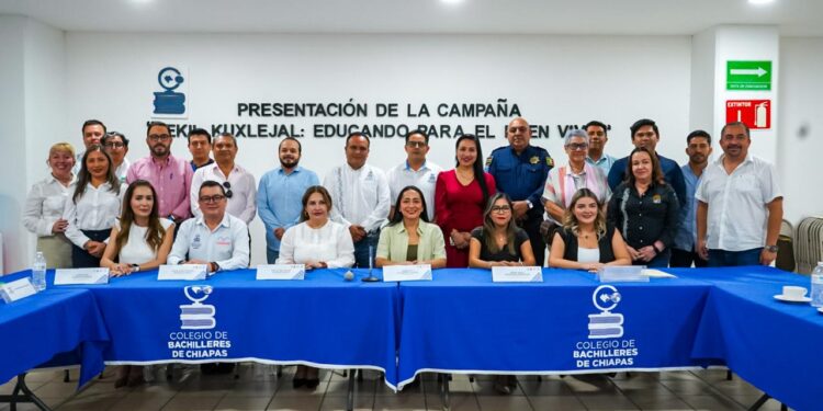 Cobach trabaja en la integración de la estrategia “Lekil Kuxlejal: Educando para el Buen Vivir”