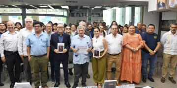 Presenta Enrique Barón Crespo “Paz y Guerra” durante la CIU UNACH 2026