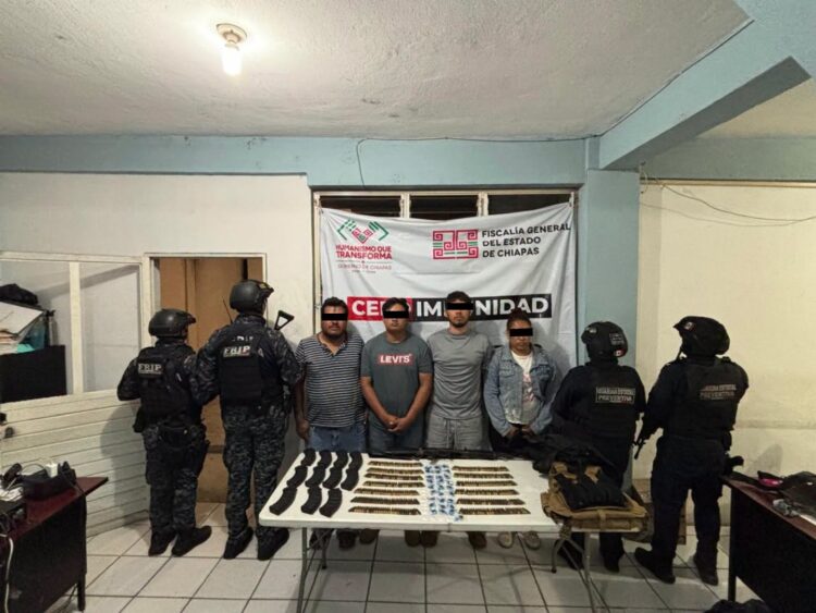Detienen a ocho personas y aseguran arsenal en la Sierra Mariscal