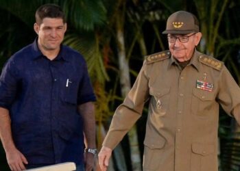 Señalan a nieto de Raúl Castro por presuntos vínculos con red de tráfico de personas en México