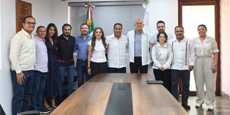 Eduardo Ramírez y Unesco alistan Celebración Global del Día Internacional de la Alfabetización en Chiapas