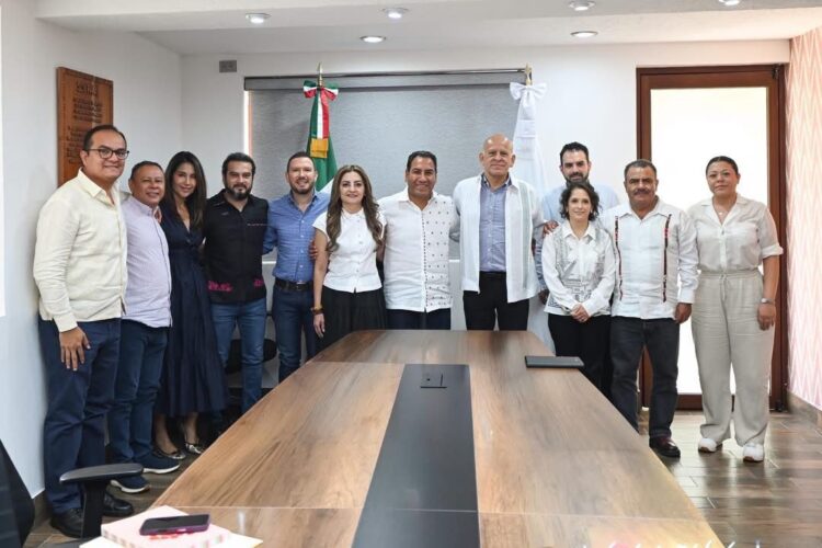 Eduardo Ramírez y Unesco alistan Celebración Global del Día Internacional de la Alfabetización en Chiapas