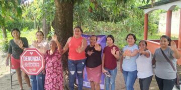 En Tuxtla Chico, Tu Voz tiene Fuerza ,tu Vida tiene Valor: Gobierno Municipal y Centro LIBRE fortalecen la prevención de violencia contra las mujeres en escuelas.