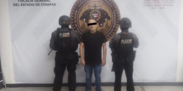 Detienen a exsecretario particular del extitular de Salud en Chiapas