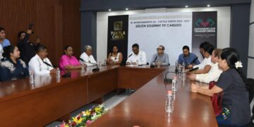 Realiza gobierno municipal de Tuxtla Chico donación de inmueble a la UNACH