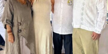 Acompaña Julio Gamboa al Gobernador Eduardo Ramírez en la conmemoración de la Armada de México