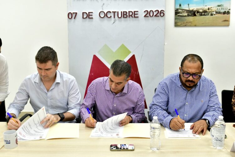 Luis Pedrero y Yamil Melgar firman convenio histórico para financiamiento a empresarios tapachultecos
