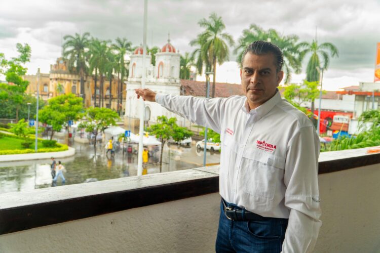 Exhorta Yamil Melgar a protegerse ante lluvias en Tapachula