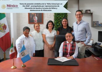 Consulado de México en Tecún Umán conmemora el Día Internacional de la Niña con la actividad “Niña Cónsul por un Día”
