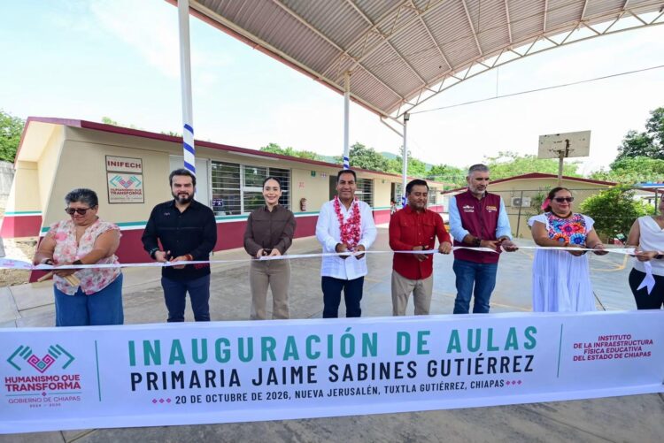 Eduardo Ramírez inaugura obras por más de 3.6 mdp en escuela de Tuxtla Gutiérrez