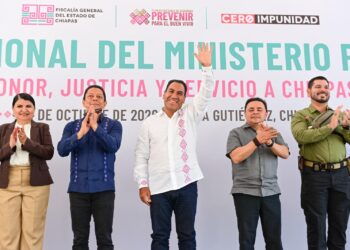 Fiscal del pueblo, Jorge Luis Llaven Abarca, y Eduardo Ramírez Aguilar celebran el Día Nacional del Ministerio Público